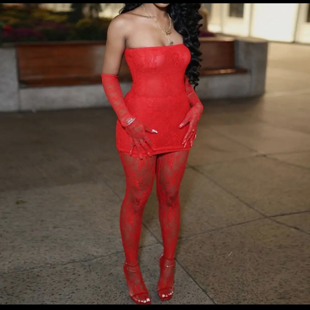 Red Lace Strapless Mini Dress with Gloves